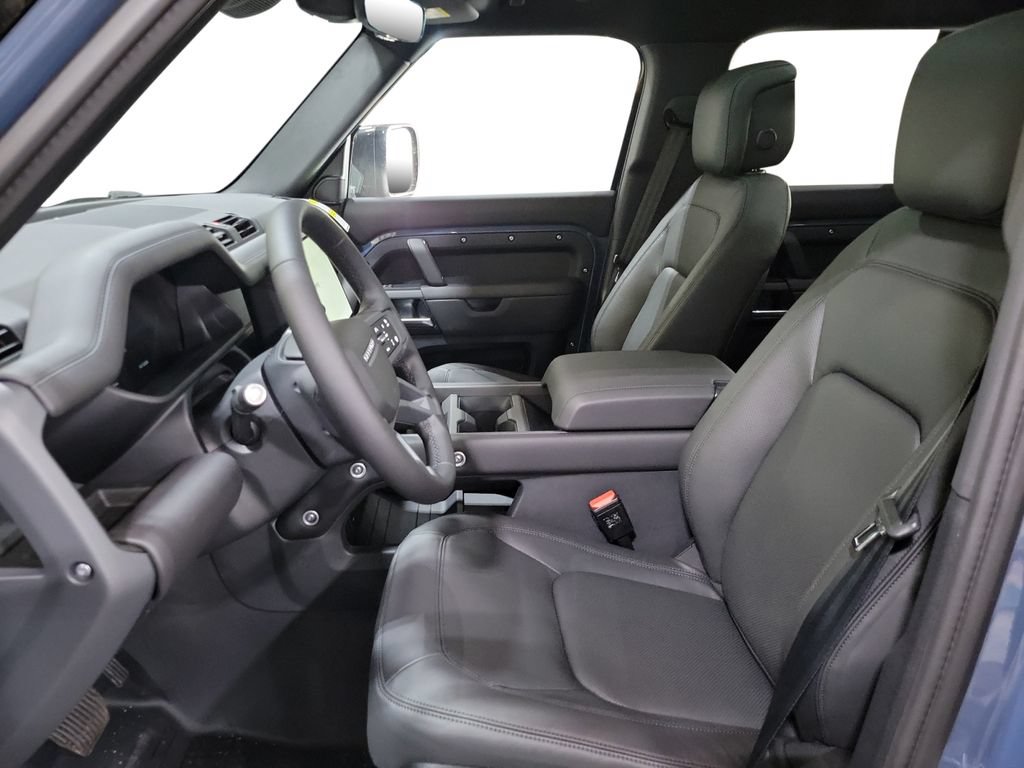 New 2026 Land Rover Defender 110 S AWD/4WD image 13