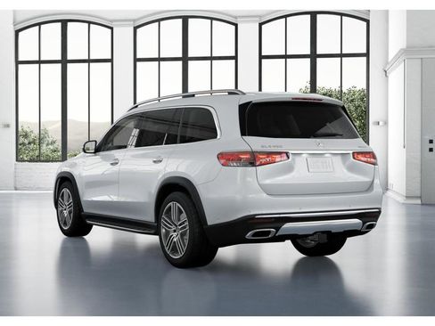 New 2026 Mercedes-Benz GLS 450 4MATIC image 28