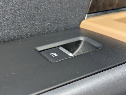 Certified 2024 Ford F350 Lariat w/ Chrome Package image 27