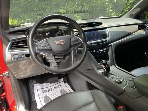 Used 2021 Cadillac XT5 Premium Luxury FWD image 33