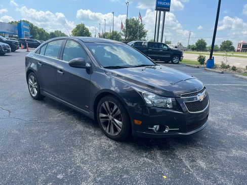 Used 2014 Chevrolet Cruze LTZ w/ RS Package FWD image 2