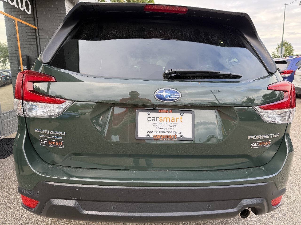 Used 2022 Subaru Forester Limited AWD/4WD image 8