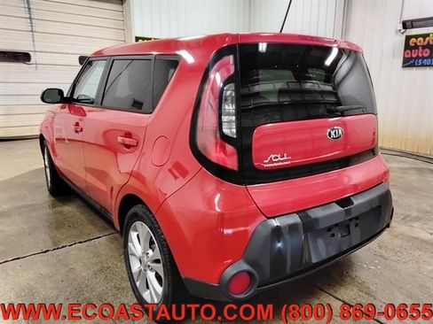 Used 2015 Kia Soul + FWD image 6