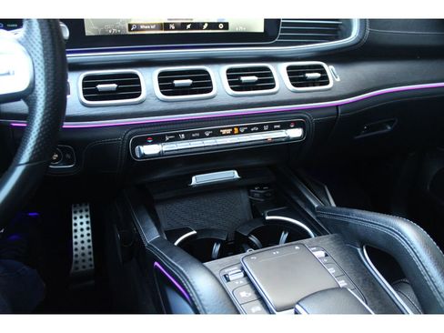 Used 2022 Mercedes-Benz GLS 450 4MATIC image 10