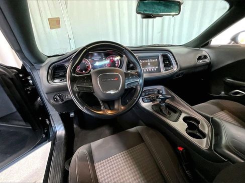 Used 2023 Dodge Challenger SXT image 14