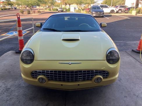 Used 2002 Ford Thunderbird image 7