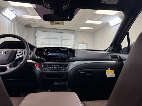 New 2026 Honda Ridgeline RTL image 23