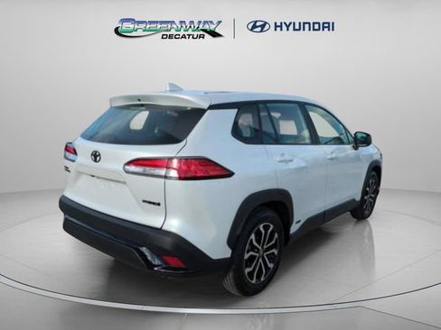 Used 2024 Toyota Corolla Cross AWD Hybrid image 8
