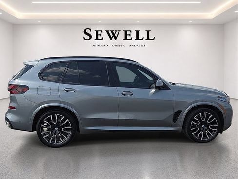 Used 2025 BMW X5 sDrive40i w/ M Sport Package RWD image 5