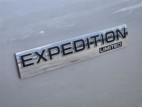 Used 2012 Ford Expedition Limited AWD/4WD image 11