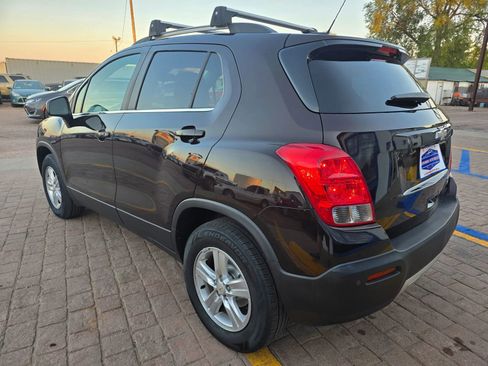 Used 2016 Chevrolet Trax LT w/ LT Sun and Sound Package image 7