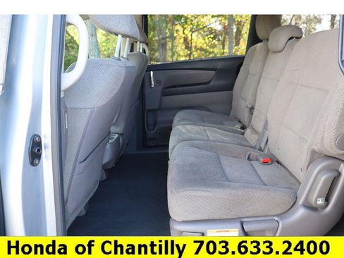 Used 2016 Honda Odyssey SE image 26