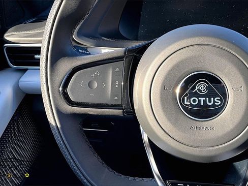 Used 2025 Lotus Emira image 17