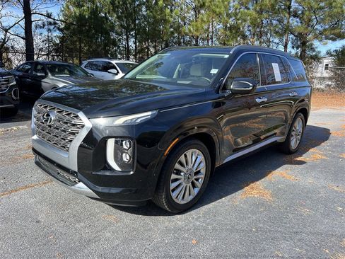 Used 2020 Hyundai Palisade Limited image 3