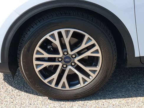 Used 2022 Ford Escape SEL image 14