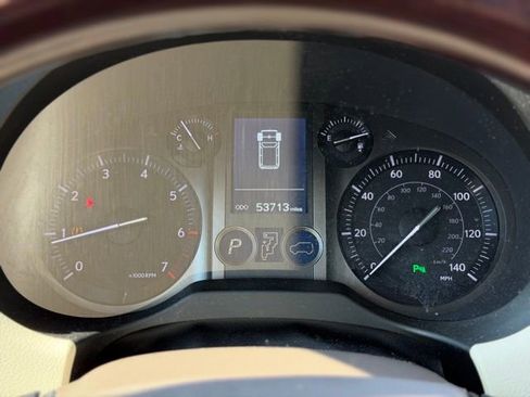 Used 2019 Lexus GX 460 Premium w/ Premium Package image 21