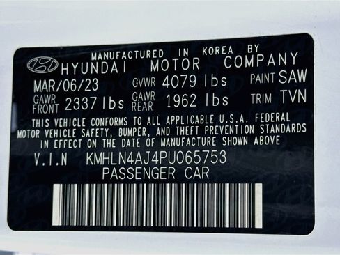 Used 2023 Hyundai Elantra Limited FWD image 36