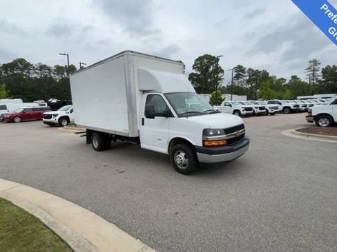 Used 2023 Chevrolet Express 3500 w/ Power Convenience Package RWD image 10