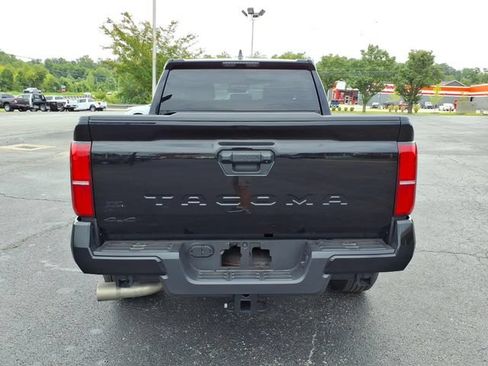 Used 2026 Toyota Tacoma TRD Sport AWD/4WD image 25