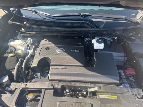 Certified 2024 Nissan Murano SV w/ SV Midnight Edition Package image 23