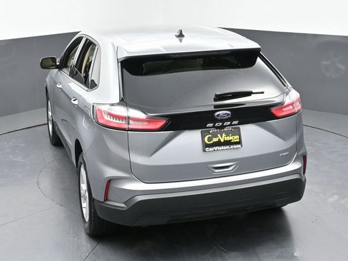 Used 2024 Ford Edge SE image 42