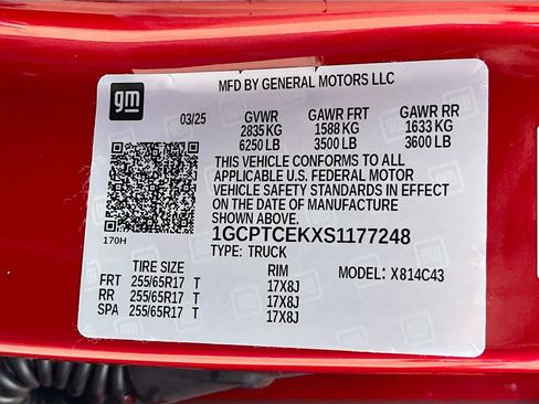 Used 2025 Chevrolet Colorado LT w/ Advanced Trailering Package image 29