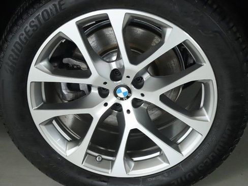 Certified 2024 BMW X5 xDrive40i w/ Premium Package image 39