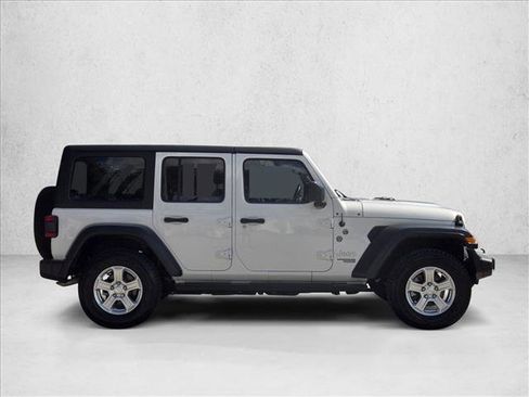 Used 2020 Jeep Wrangler Unlimited Sport S image 4