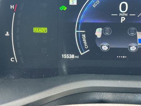 Certified 2025 Toyota Camry LE image 28