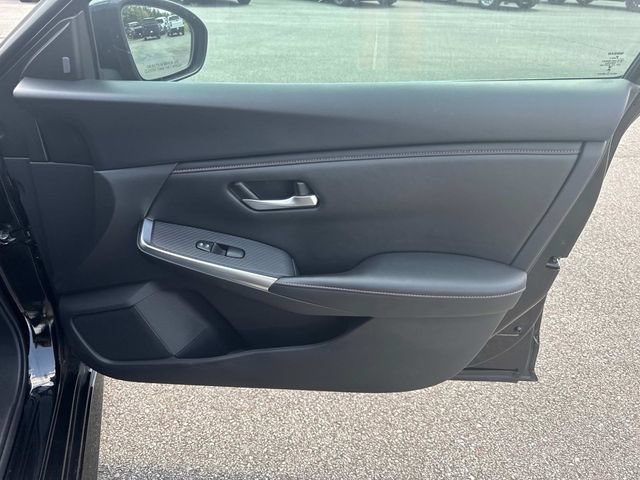 Used 2023 Nissan Sentra SR w/ Midnight Edition Package FWD image 15