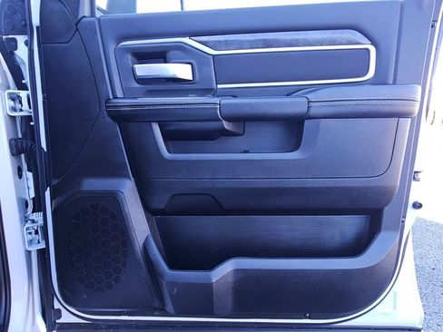 Used 2024 RAM 2500 Big Horn image 14