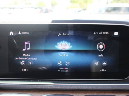 Certified 2022 Mercedes-Benz GLE 350 4MATIC w/ AMG Line Exterior image 18