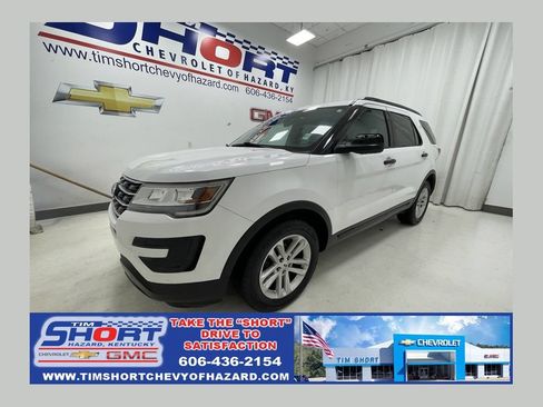 Used 2017 Ford Explorer FWD image 1