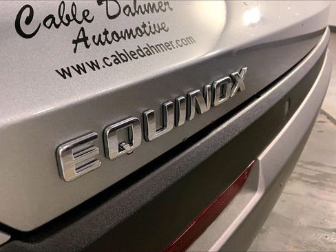 Used 2026 Chevrolet Equinox LT FWD image 8