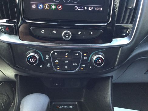 Used 2023 Chevrolet Traverse LT w/ Midnight/Sport Edition AWD/4WD image 14