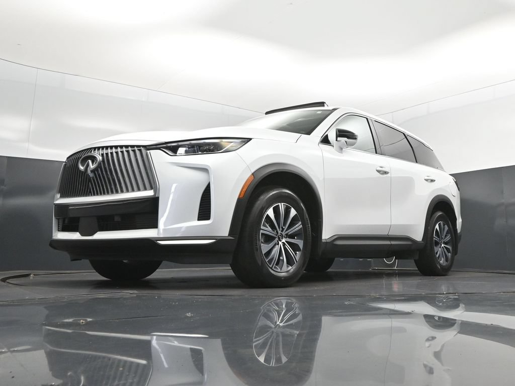 Used 2026 INFINITI QX60 Pure w/ Cargo Package FWD image 39