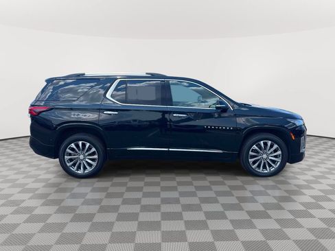 Used 2023 Chevrolet Traverse Premier AWD/4WD image 4