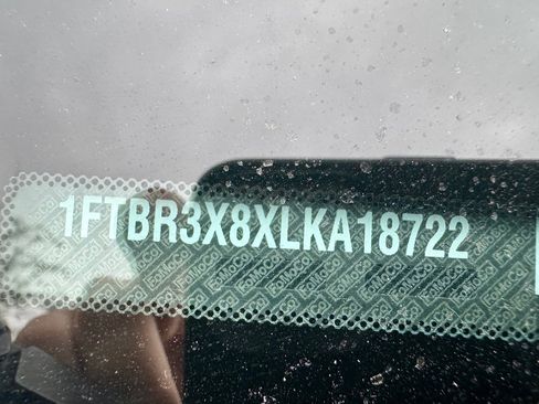 Used 2020 Ford Transit 250 148 High Roof Extended image 17