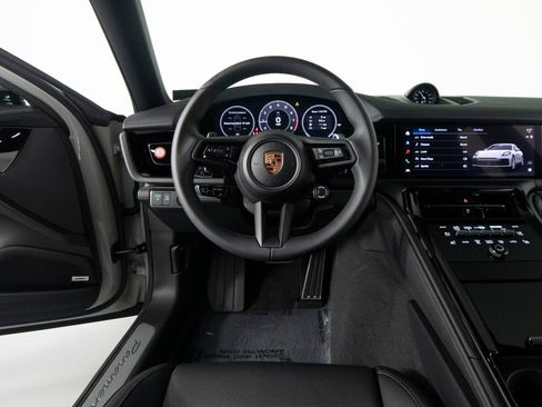 New 2026 Porsche Panamera 4 AWD/4WD image 17