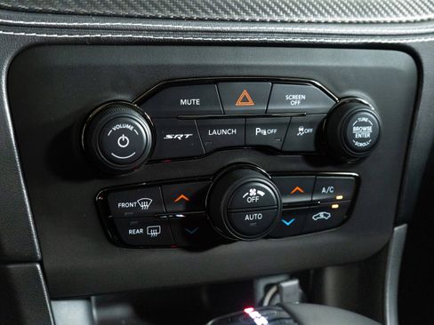 Used 2022 Dodge Charger SRT Hellcat image 34