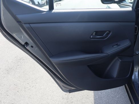 Used 2024 Nissan Sentra SV w/ Lighting Package FWD image 18