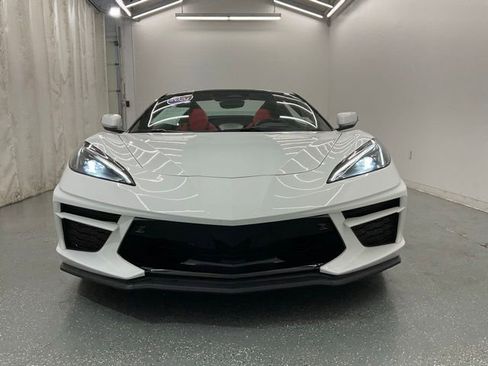 Used 2024 Chevrolet Corvette Stingray Preferred Conv w/ Z51 Performance Package RWD image 3