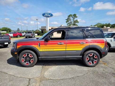 New 2025 Ford Bronco Sport Free Wheeling w/ Convenience Package image 4