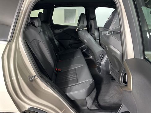 Used 2025 BMW X3 xDrive30i w/ Premium Package image 30