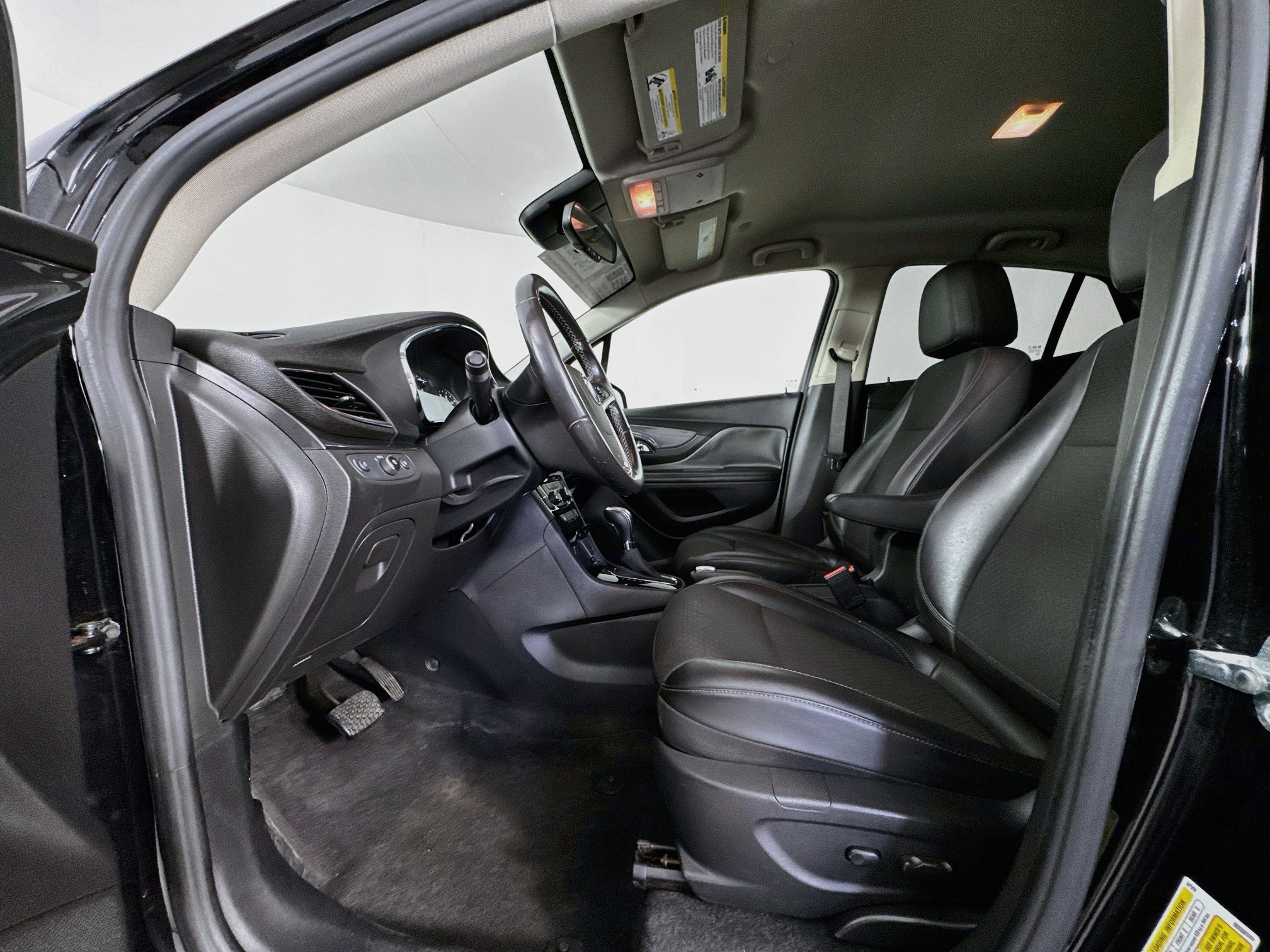 Used 2019 Buick Encore Sport Touring w/ Safety Package FWD image 20