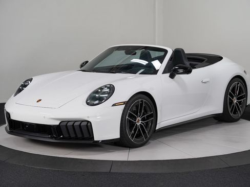 Used 2026 Porsche 911 GTS image 6
