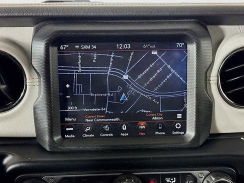 Used 2022 Jeep Wrangler Unlimited Sahara image 14