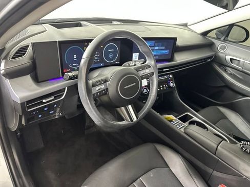 Used 2024 Hyundai Sonata Limited image 13