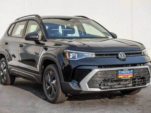 New 2026 Volkswagen Taos S FWD image 1