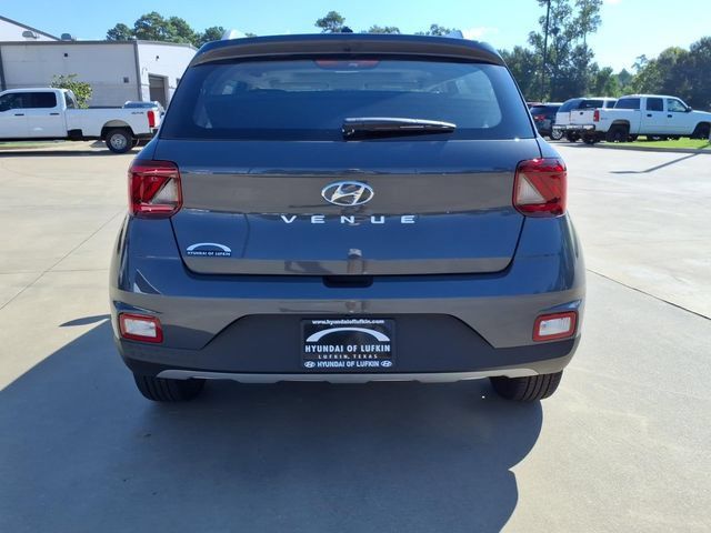 New 2026 Hyundai Venue SEL FWD image 3